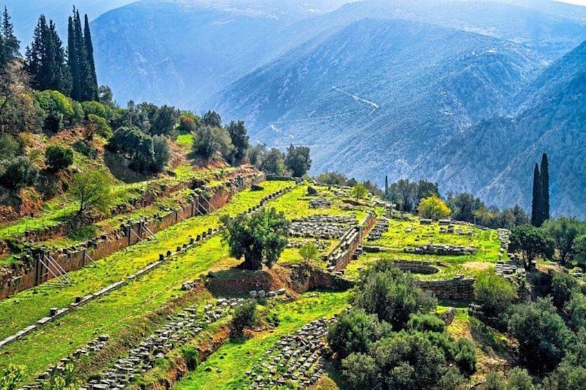 Thermopylae, Meteora and Delphi Private Full Day Tour 3