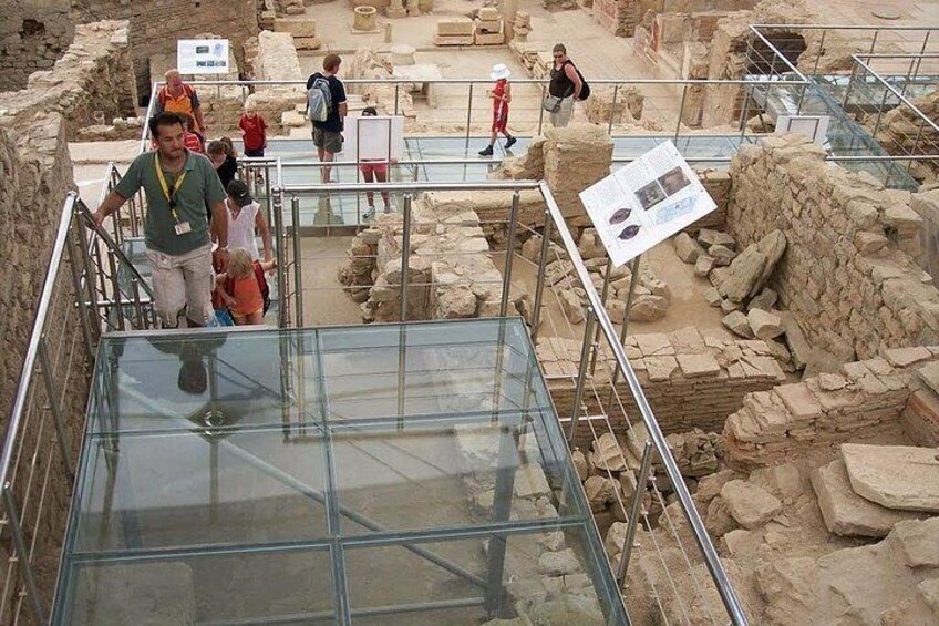 Terrace houses-Ephesus 4