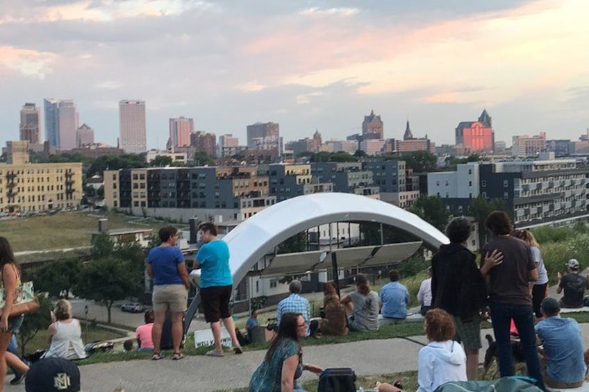Discover Iconic Milwaukee Tour 3