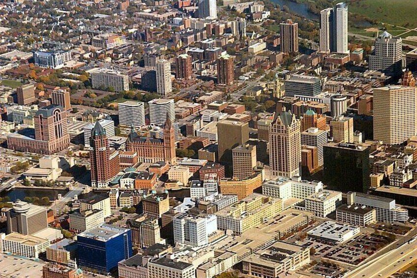 Discover Iconic Milwaukee Tour 2
