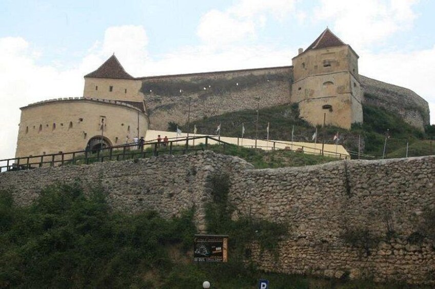 Dracula Castle Peles Castle. and Rasnov fortress in one day from Brasov 4