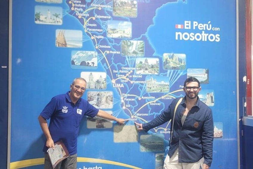 A map of Peru with highlighted cities and travel routes. 2
