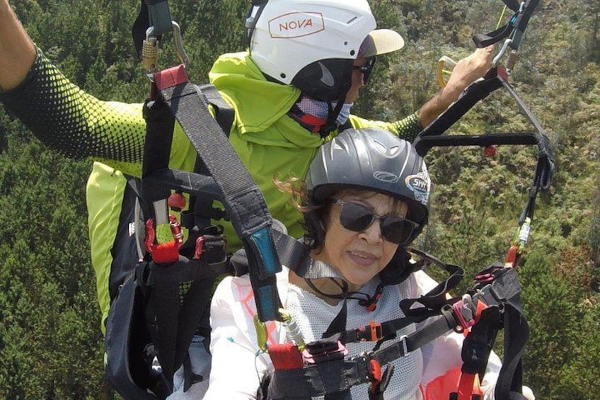 Paragliding Medellin san felix (15mins) 4