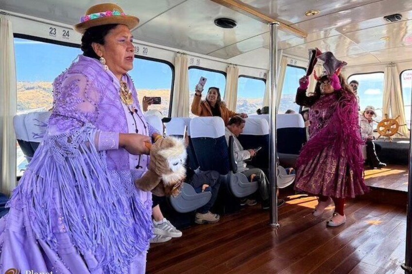 Lake Titicaca Fast Boat Tour Uros and Taquile Islands with Lunch 4