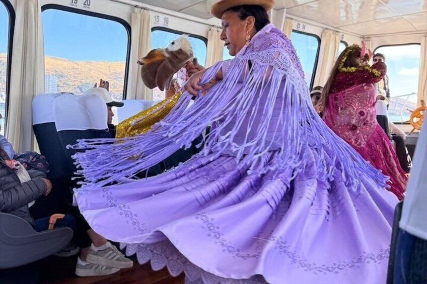 Lake Titicaca Fast Boat Tour Uros and Taquile Islands with Lunch 3