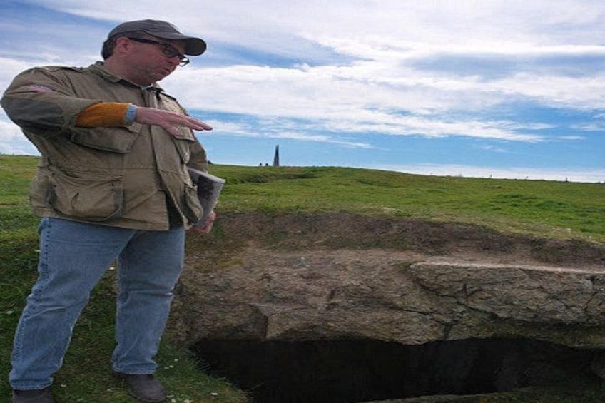 Explaining the strategy at Pointe du Hoc 2