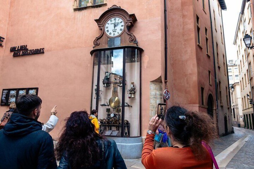 Lyon Small-Group Full Meal Food Tour by Do Eat Better 3