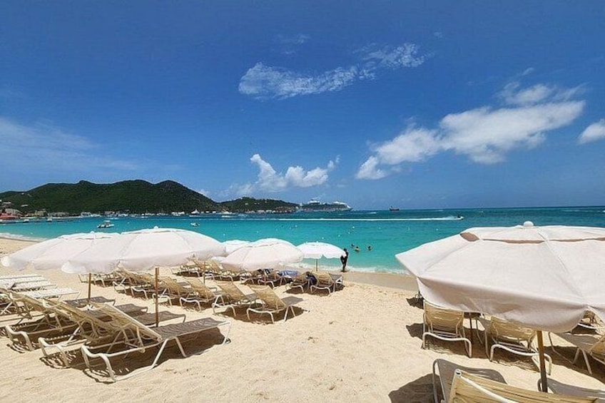 Guided Jeep Tour Exploring French and Dutch St Maarten 2