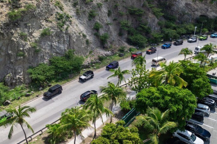 Guided Jeep Tour Exploring French and Dutch St Maarten 4
