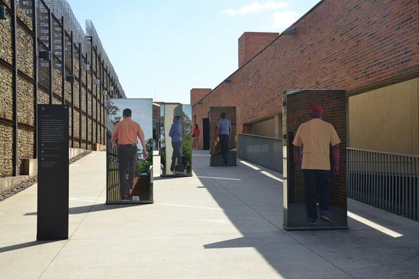Soweto & Apartheid Museum Full-Day Tour 2