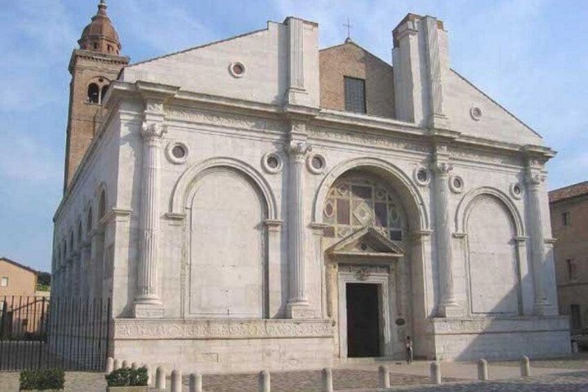 Rimini Highlights Private Guided Tour with a Local & Top Rated Guide 5