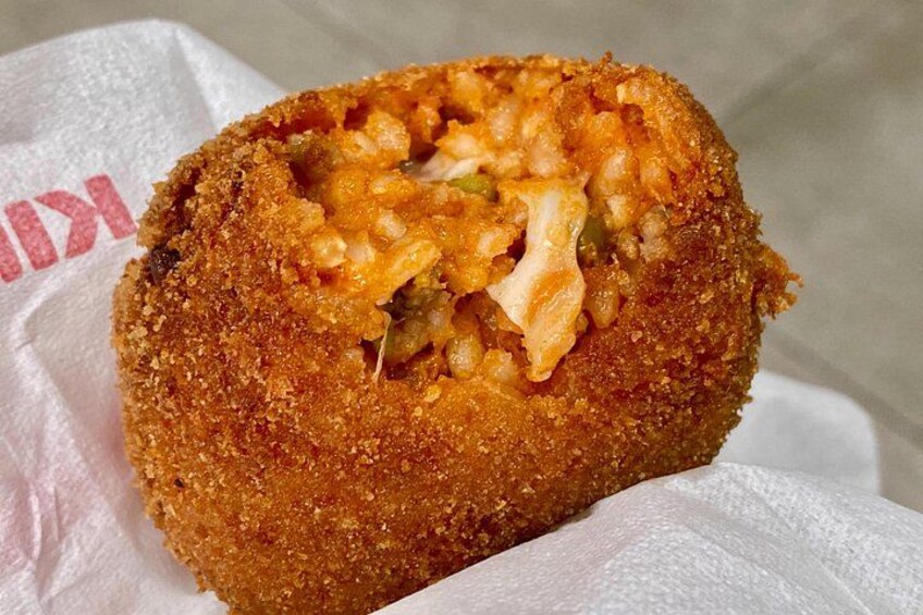 Taste supplì and other Roman specialties 4