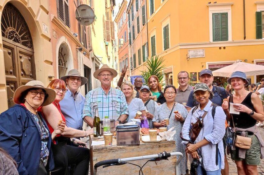 Enjoying Authentic Street Food in the Center of Rome 1