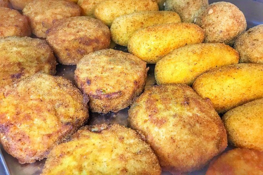 Authentic Naples Street Food Tour With Local Expert Guide 2