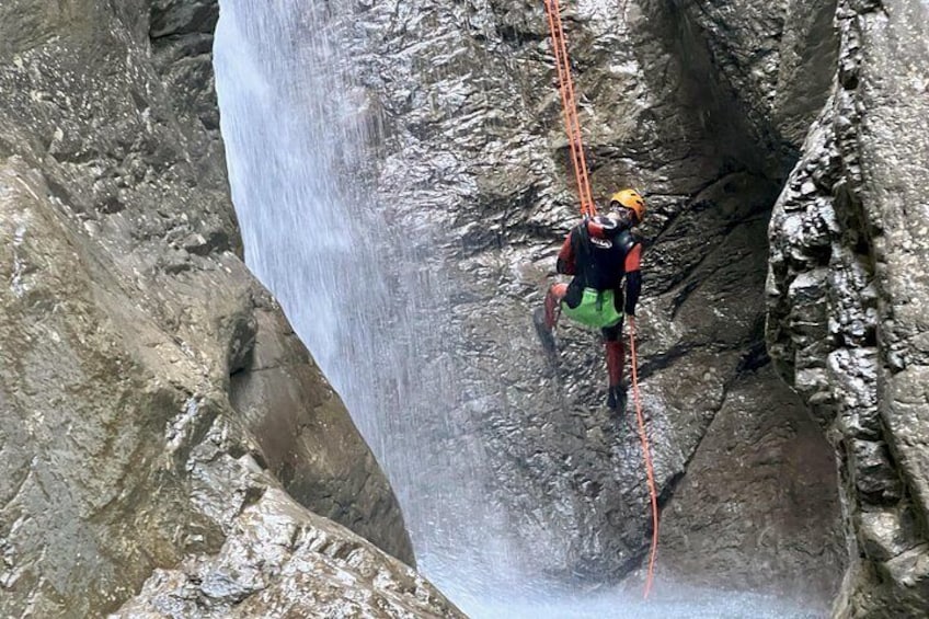 Canyoning half day - Heart Creek Canyon (beginner level) 3