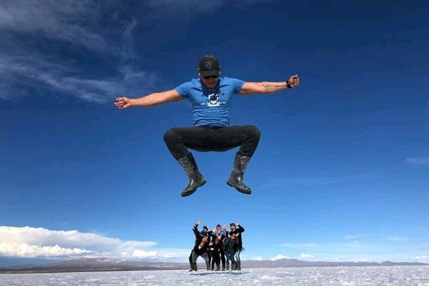 Private 1D 1N Trip from La Paz to Uyuni Salt Flats by Air. 5