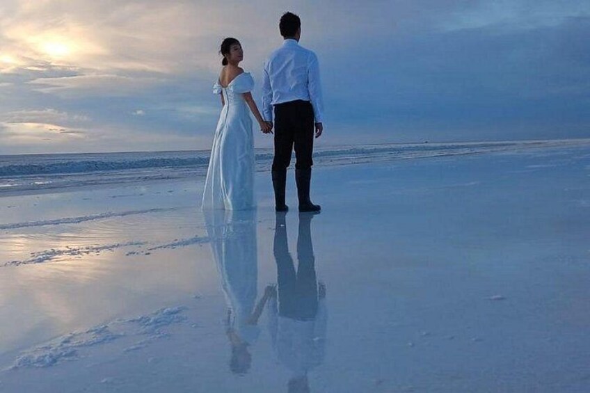 Visit to Uyuni Salt Flats from La Paz Bolivia by Bus 1