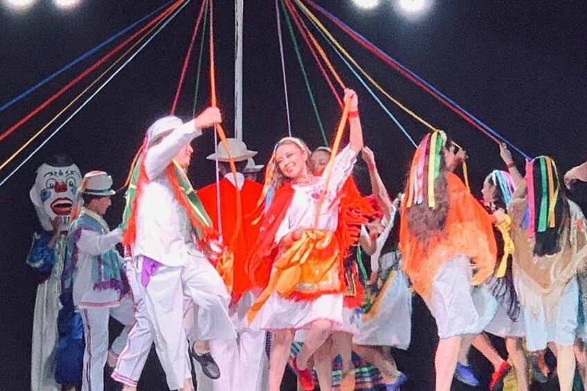 Jacchigua Show in Quito 3
