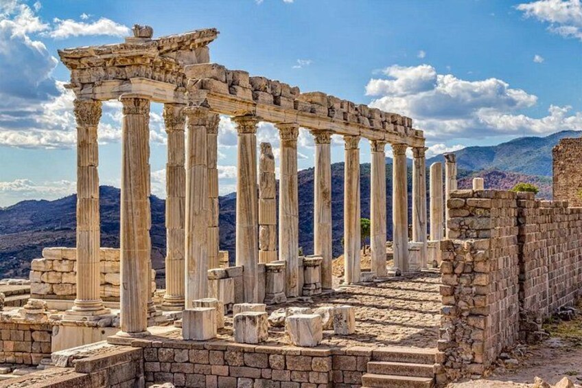 Pergamon 2