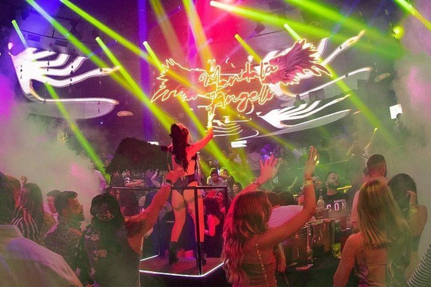 Mandala Nightclub Cancun VIP Access Pass & Open Bar 2