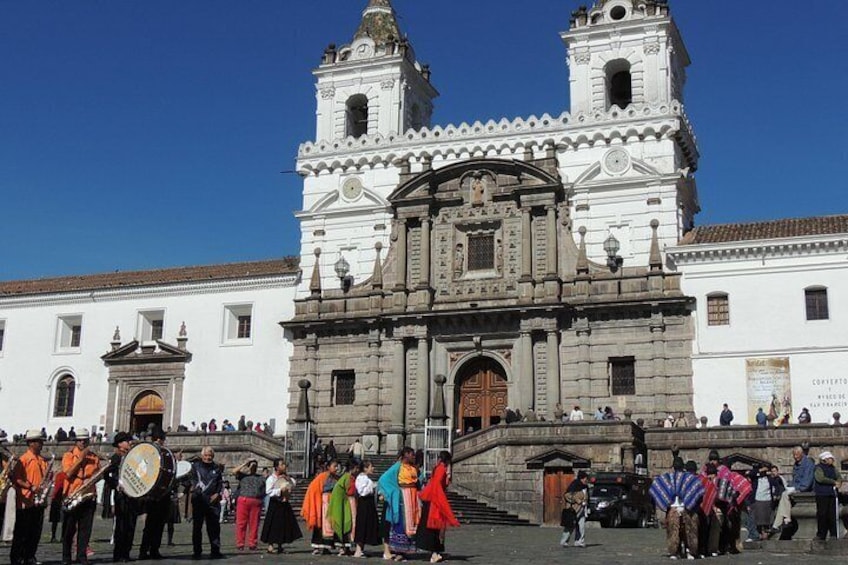 San Francisco Plaza. 3