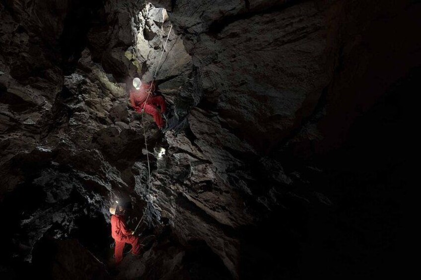 Rappelling in Rat's Nest Cave on the Adventure Tour 1