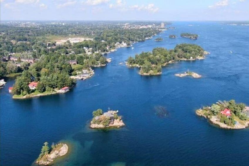 1000 Islands 90-minute Sightseeing Cruise 3