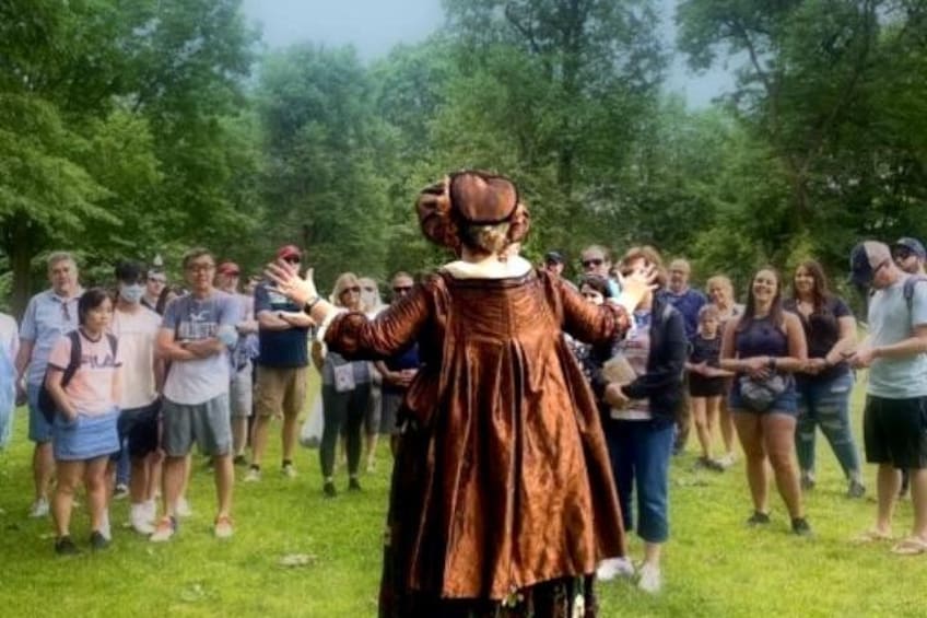 Boston Freedom Trail Walking Tour with Costumed Guide 2
