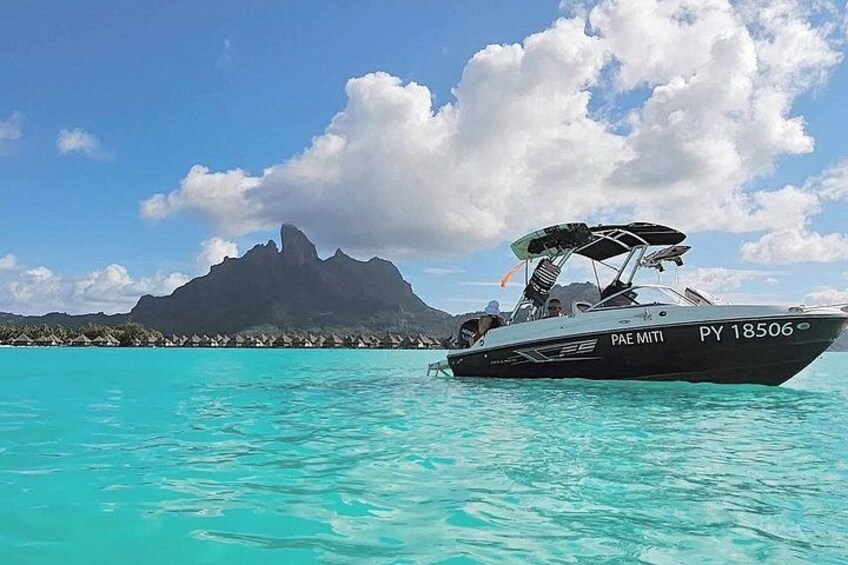 Bora Bora Watersports Center : Wakeboard-Ski-Tube-Foil 1