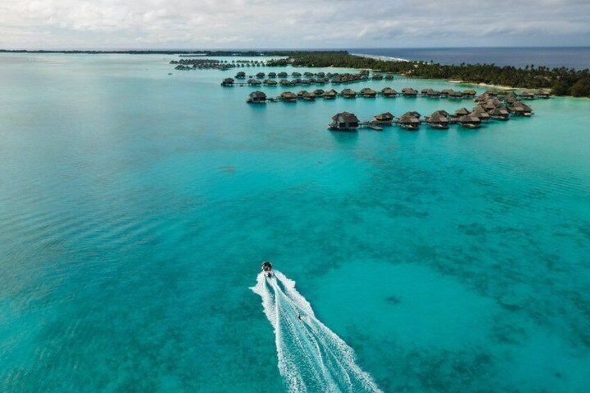 Bora Bora Watersports Center : Wakeboard-Ski-Tube-Foil 4