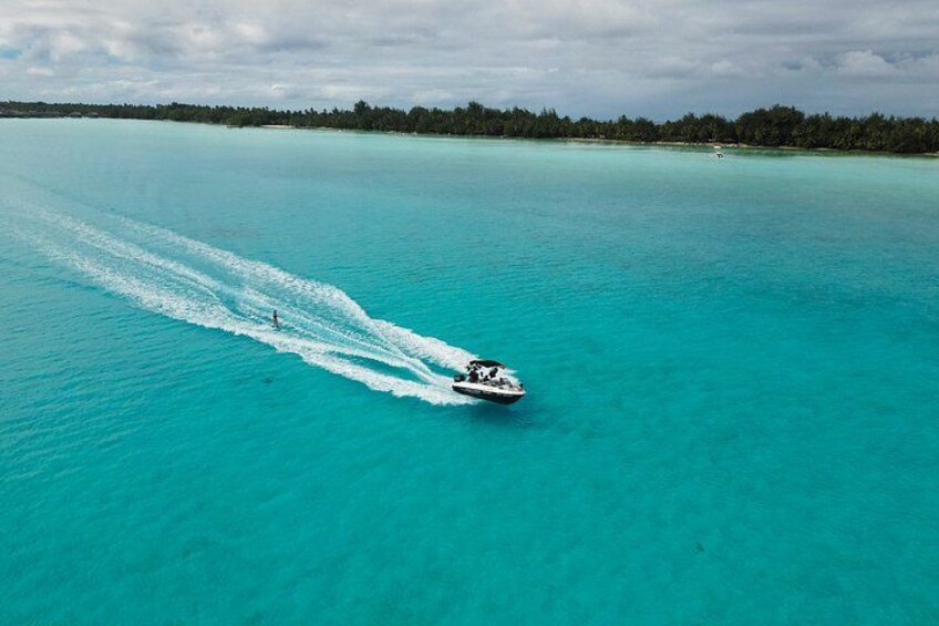 Bora Bora Watersports Center : Wakeboard-Ski-Tube-Foil 3