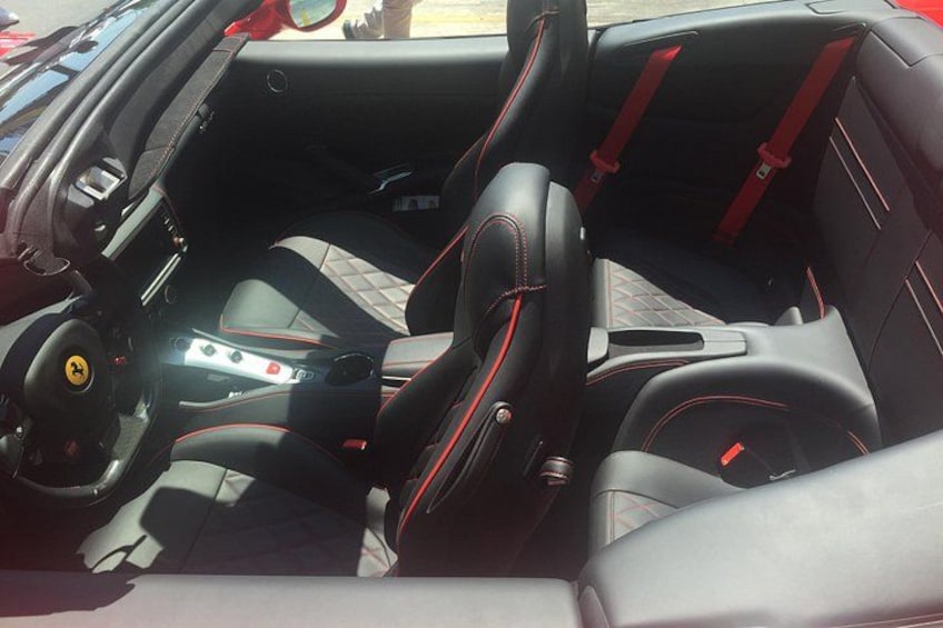 20-Minute Tour: Hollywood Blvd to Sunset Blvd in a Ferrari 5