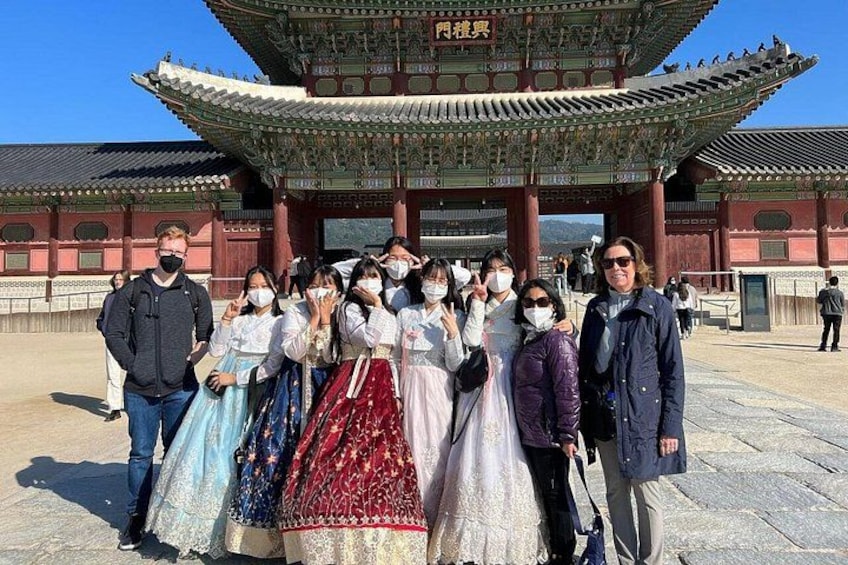 Seoul Day Tour: Gyeongbokgung Palace, N Seoul Tower, Insadong 5
