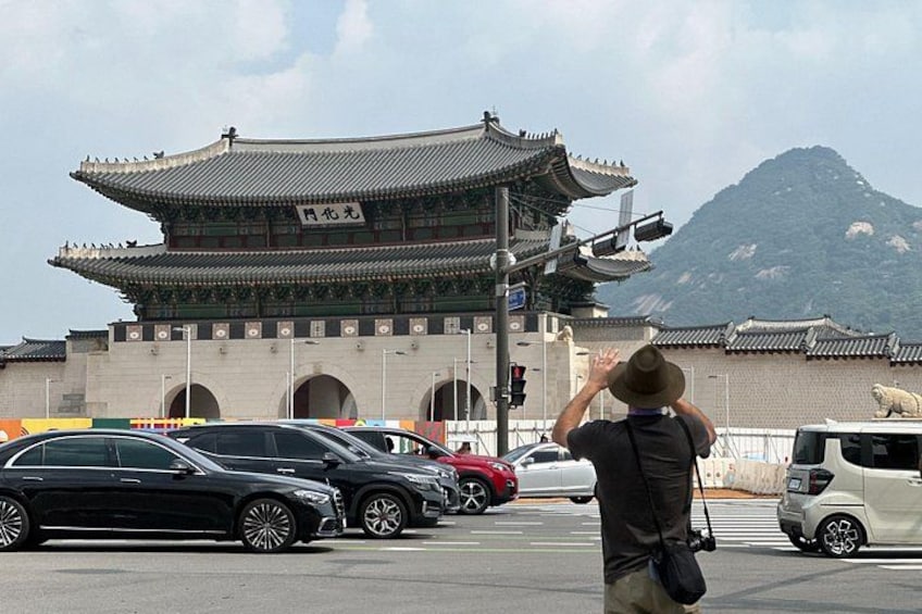 Seoul Day Tour: Gyeongbokgung Palace, N Seoul Tower, Insadong 2