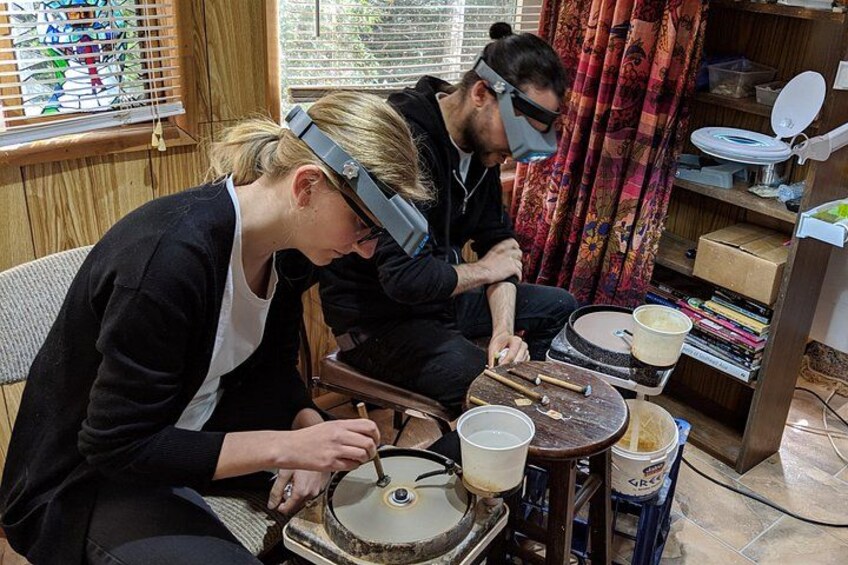 Opal polishing workshops in beautiful Mudgee wine country 5