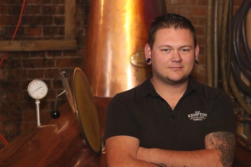 Distillery Tour and Guided Tasting 4