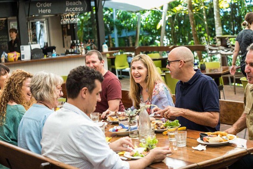 Lunch with your fellow travellers in the Daintree 2