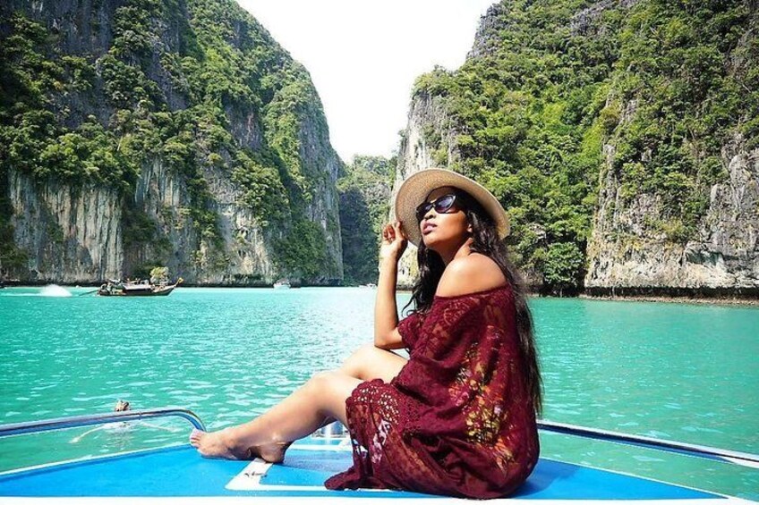 Phi Phi & Maya Bay PREMIUM Trip by Speedboat: Full Food & Pickup 3