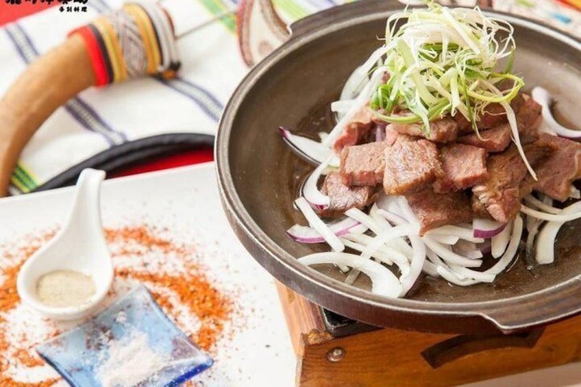 Enjoy an awesome tribal meal 3