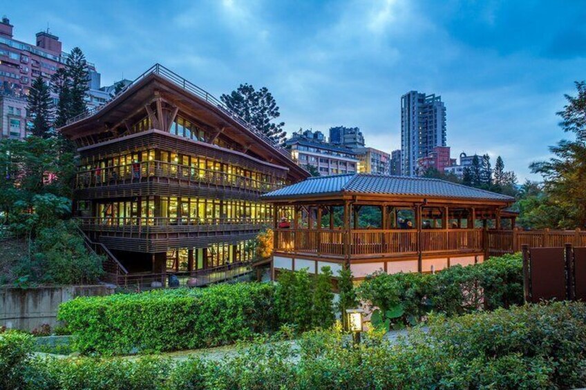 From Taipei: Yangmingshan & Beitou Private 8-Hour Day Tour 3