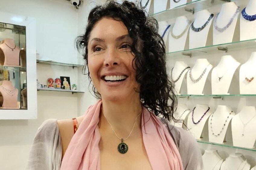 Private Delhi Shopping Tour with Expert Female Consultant 1