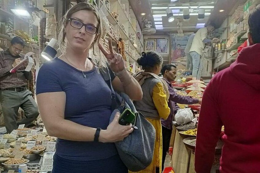 Private Delhi Shopping Tour with Expert Female Consultant 2