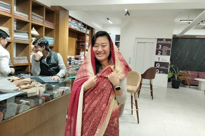 Private Delhi Shopping Tour with Expert Female Consultant 5