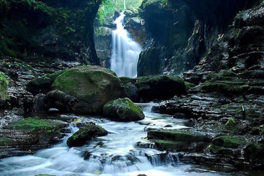 Hidden Valley 1