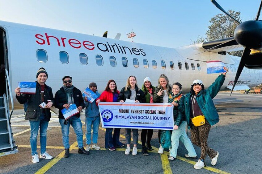 Mountain Everest Scenic Flight with Hotel Pickup and Dropoff 4