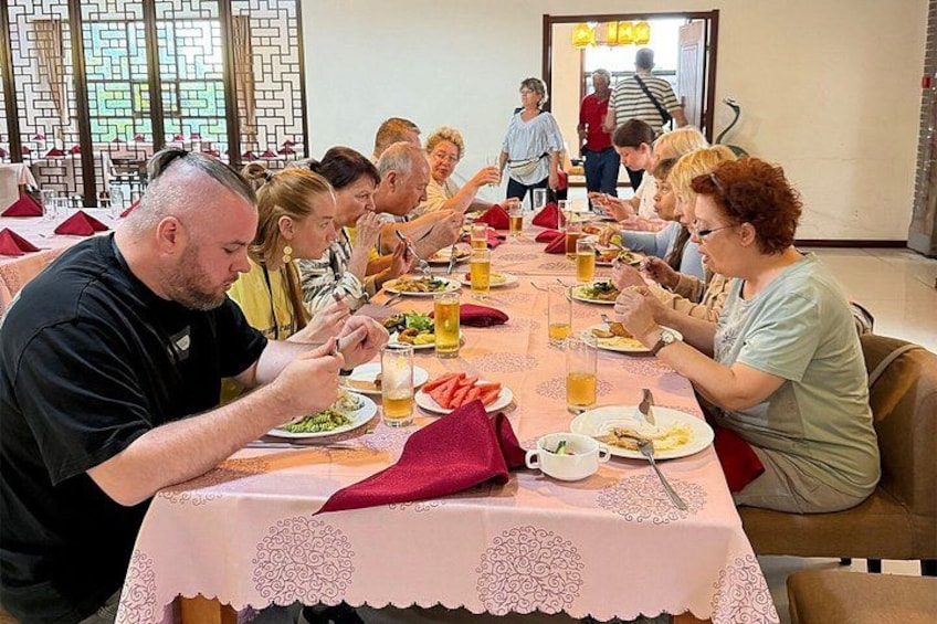 Mini Group Xian Day Tour to Terracotta Army, City Wall, Pagoda and Muslim Bazaar 2