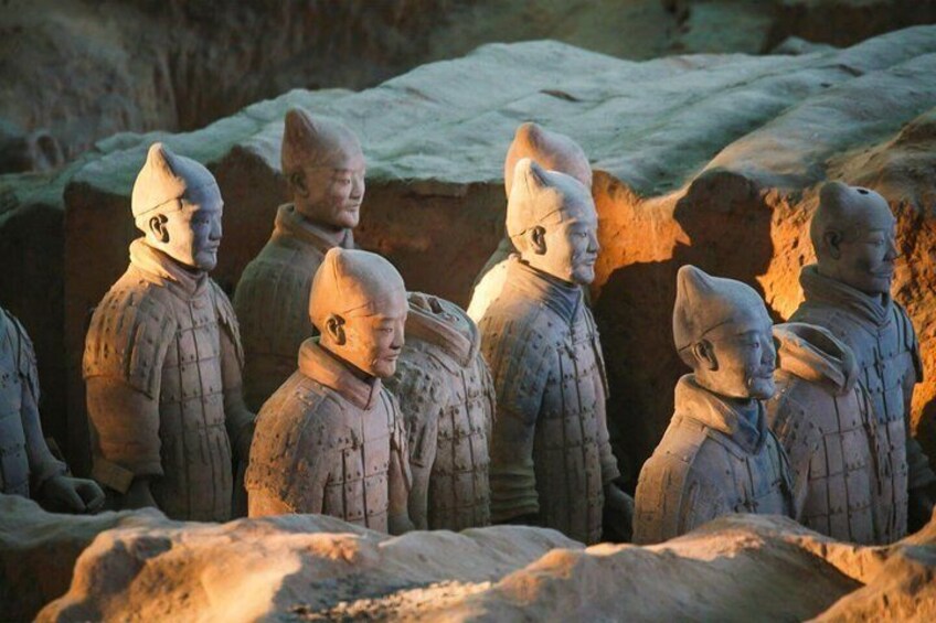 Mini Group Xian Day Tour to Terracotta Army, City Wall, Pagoda and Muslim Bazaar 1