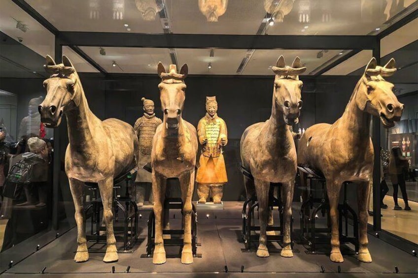 Xi'an Private Full-Day Tour Terracotta Army, Pagoda & City Wall 5