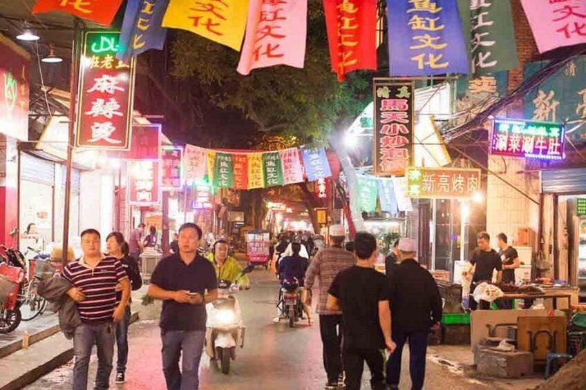 Explore Xian's off the beaten path sections of the Muslim Quarter. 3