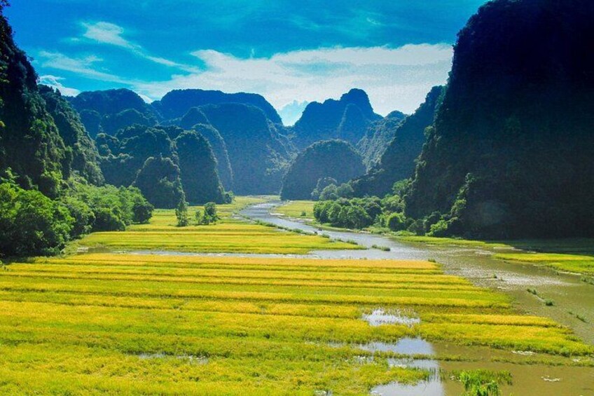 Hoa Lu Tam Coc Full-Day DELUXE Tour Including BUFFET LUNCH & River Boat Ride 3